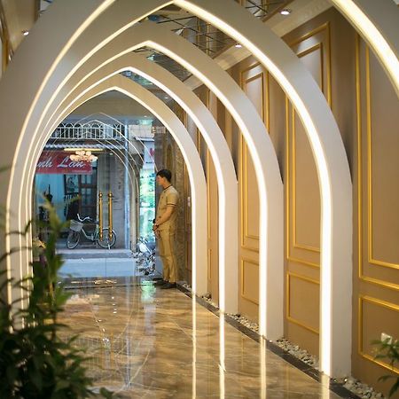 Viola Royal Hotel & Spa Hanoi Buitenkant foto