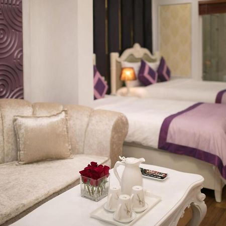 Viola Royal Hotel & Spa Hanoi Buitenkant foto