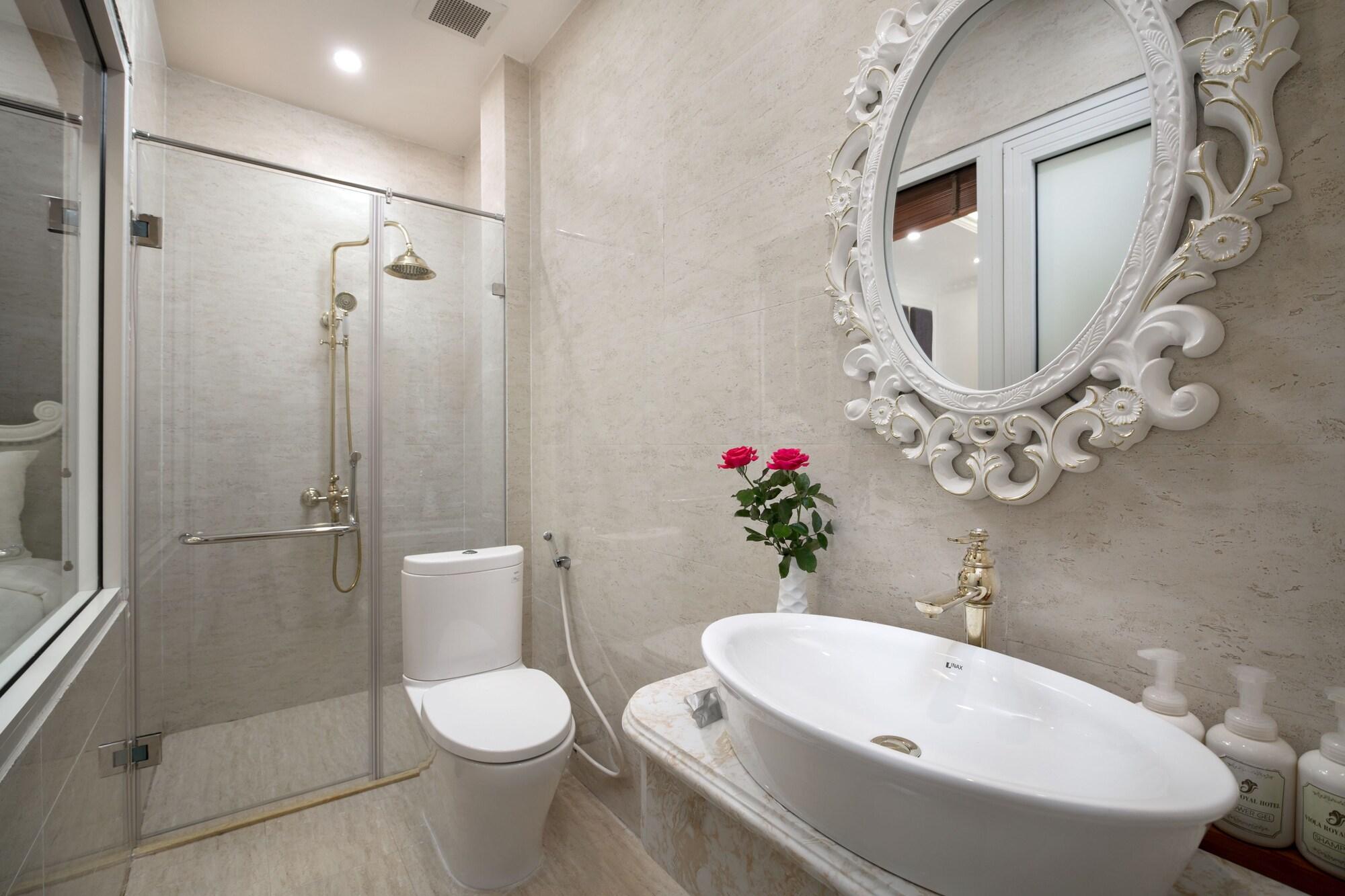 Viola Royal Hotel & Spa Hanoi Buitenkant foto